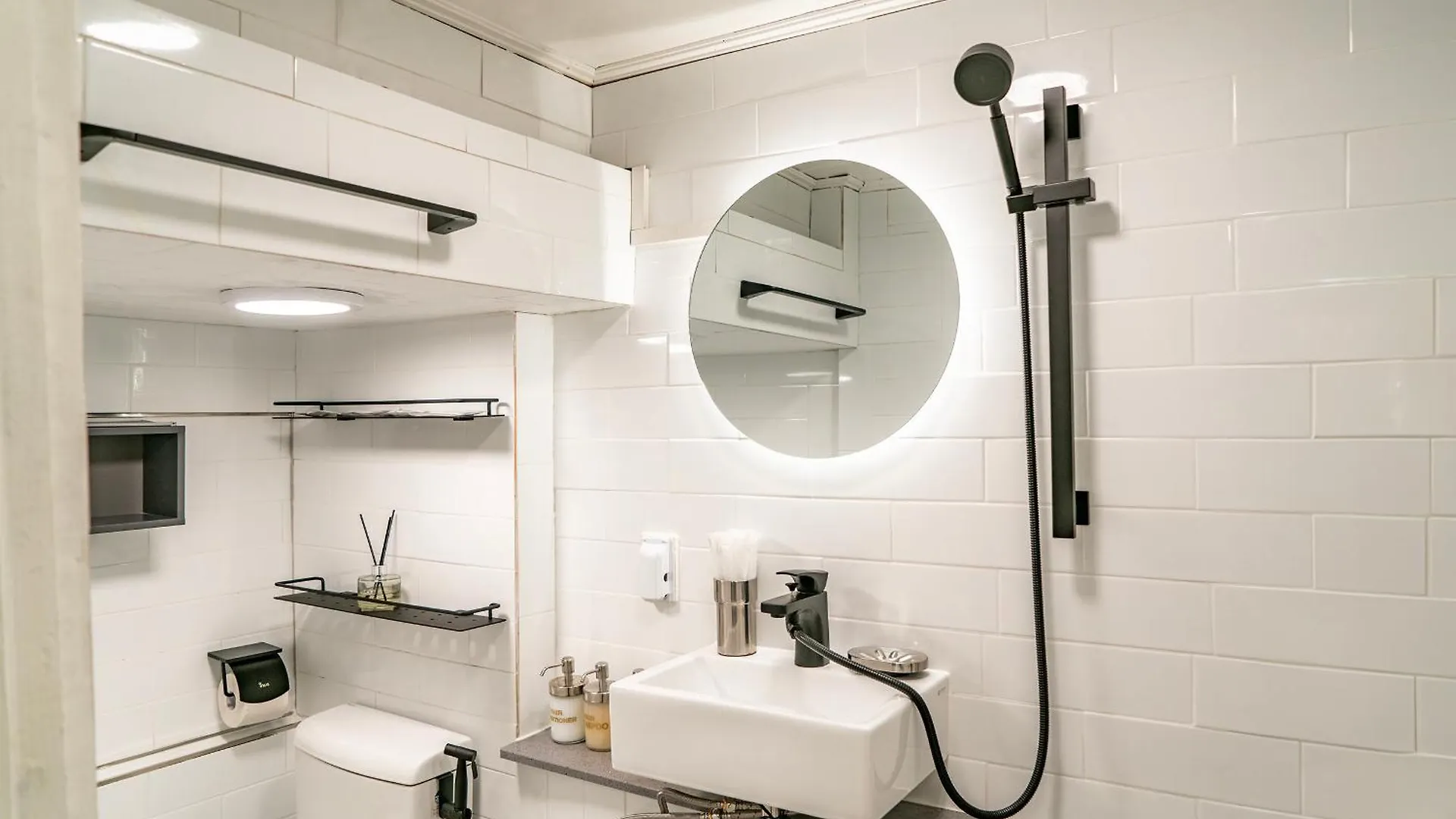 Jts Tailored Service Studio Near Hyehwa Station Сеул Апартаменты