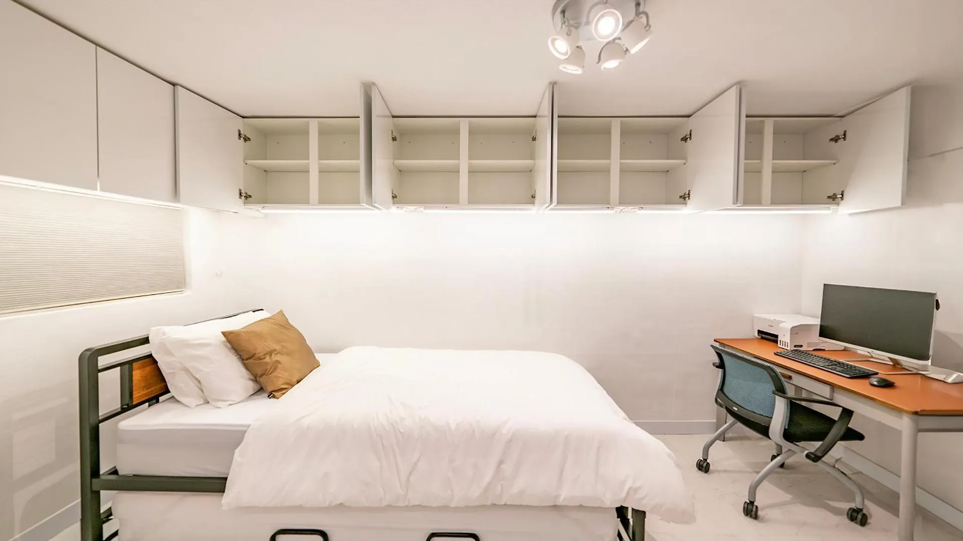 Jts Tailored Service Studio Near Hyehwa Station Сеул